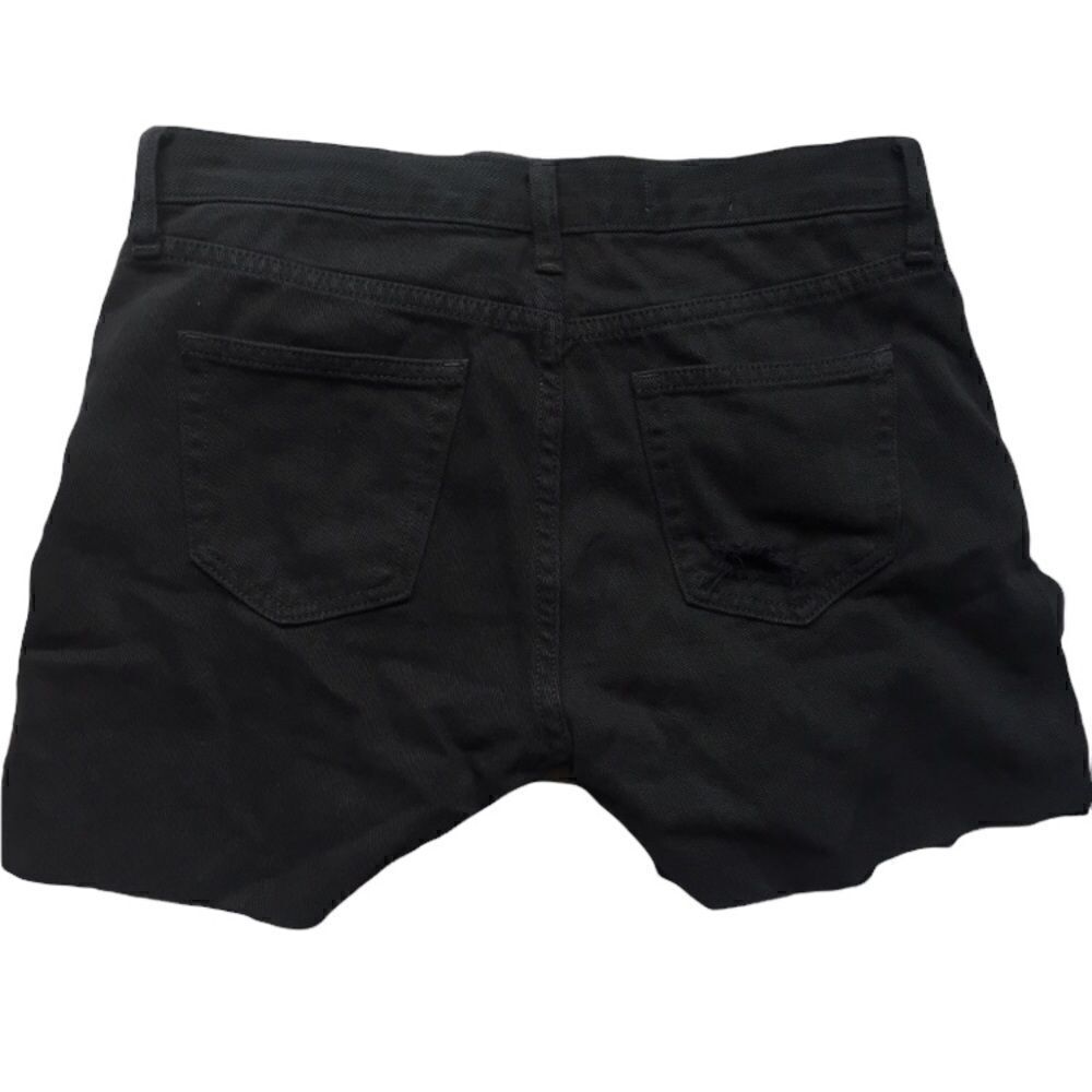 Distressed gap shorts   - Picture 2 of 7